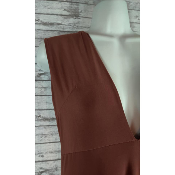 🌼Missguided Sleeveless Midi Dress Sz 12 NWT - Picture 3 of 7